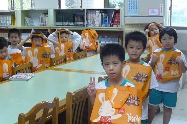 描述: 描述: 描述: 02